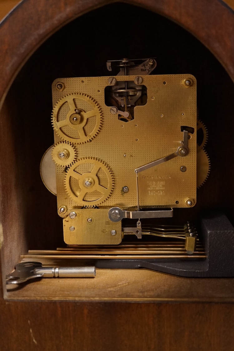 A Cometti inlaid mahogany mantel clock, with key, 31cm high